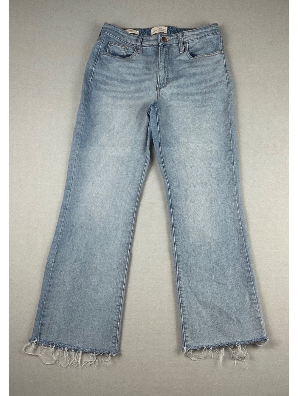 Universal Thread Goods Co. Frayed Ankle Bootcut Light-wash Jeans Women Size 8/R